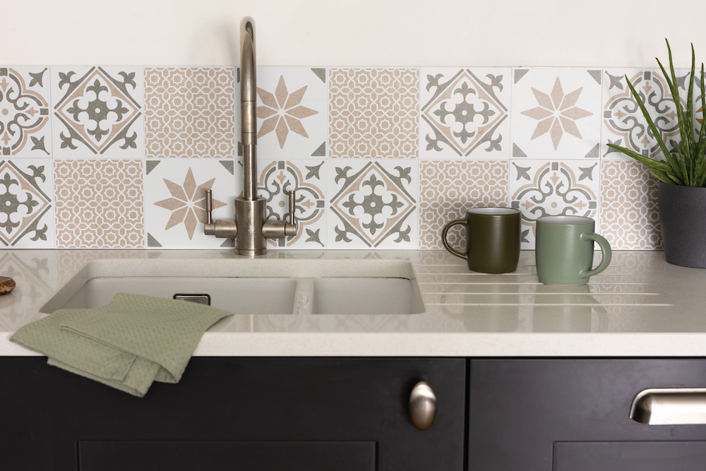 Stick on kitchen wall tiles discount