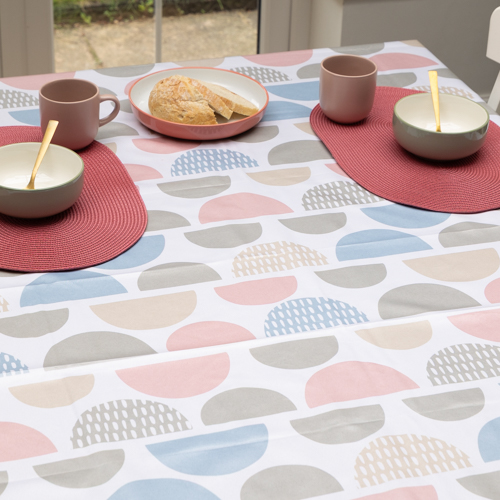 1FANCYCIRCLES(RECTANGLE) d-c-fix Fancy Circles Eco Line PVC Free Polyester Tablecloth